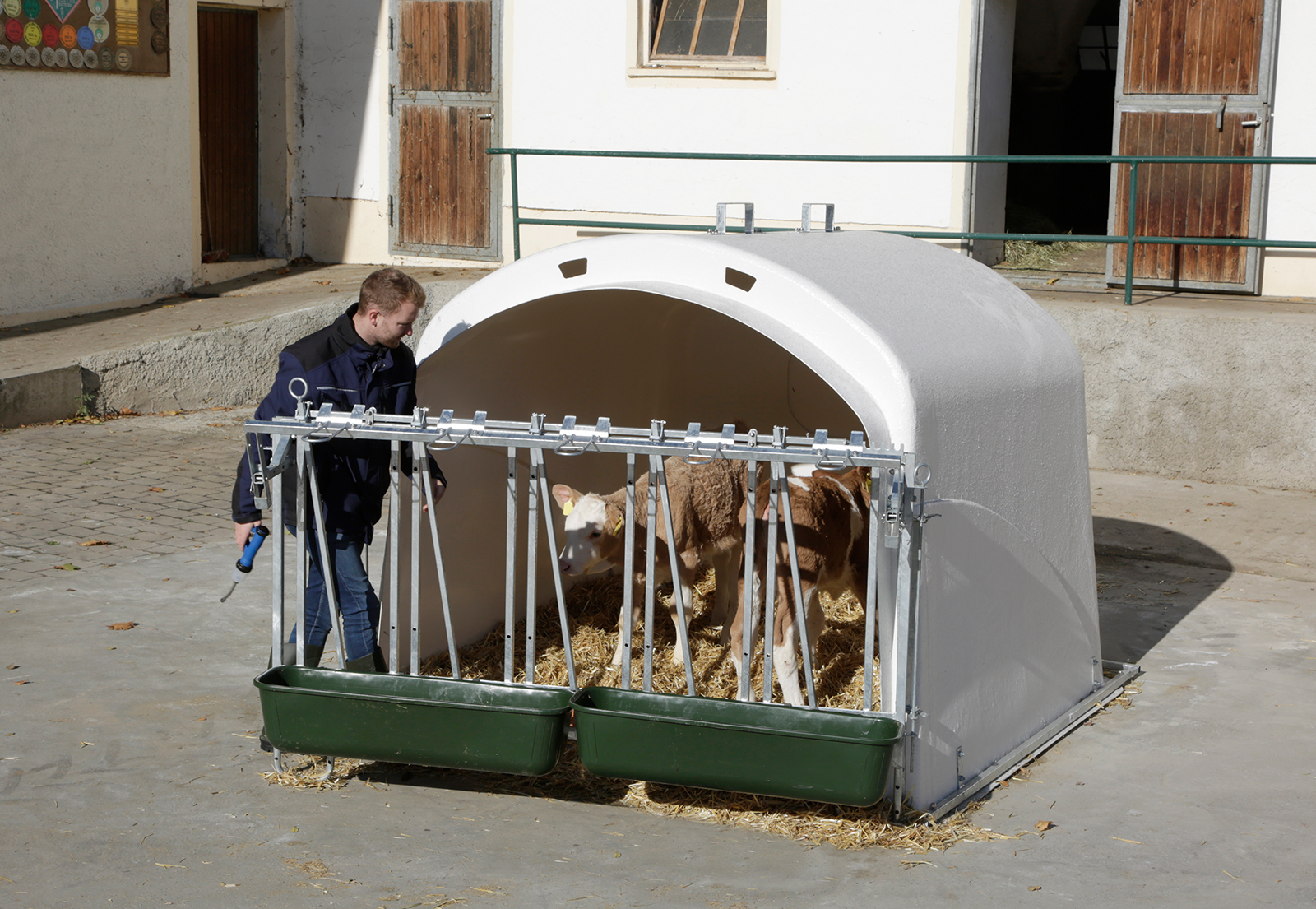 Kälber-Gruppeniglu Premium XL mit Fanggitter