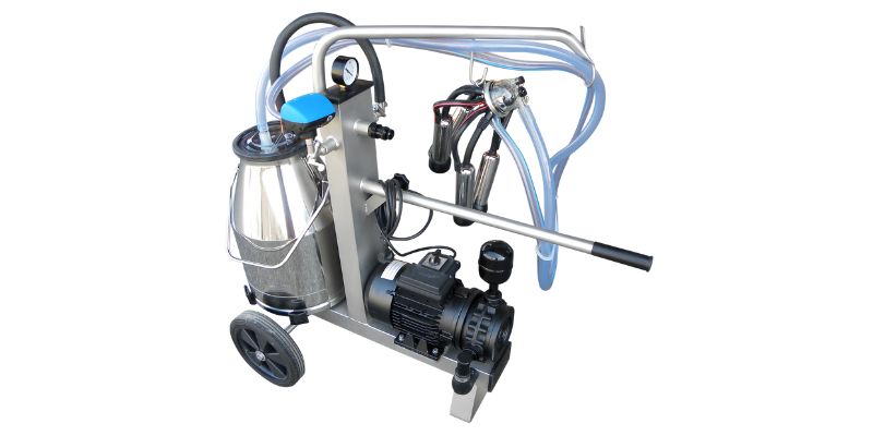 Milking machines & milking buckets