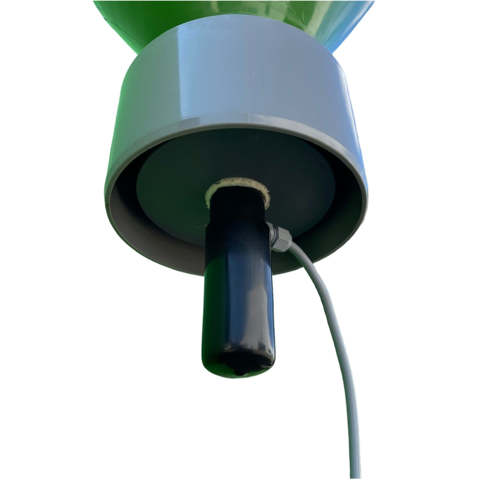 Fischfutterspender mit Vibrationssystem