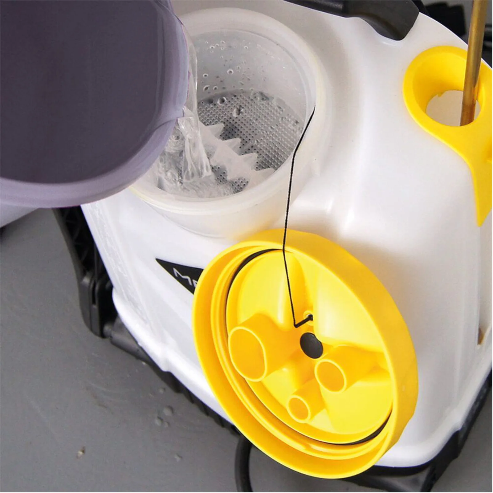 Akku-Rückenspritze RS185
