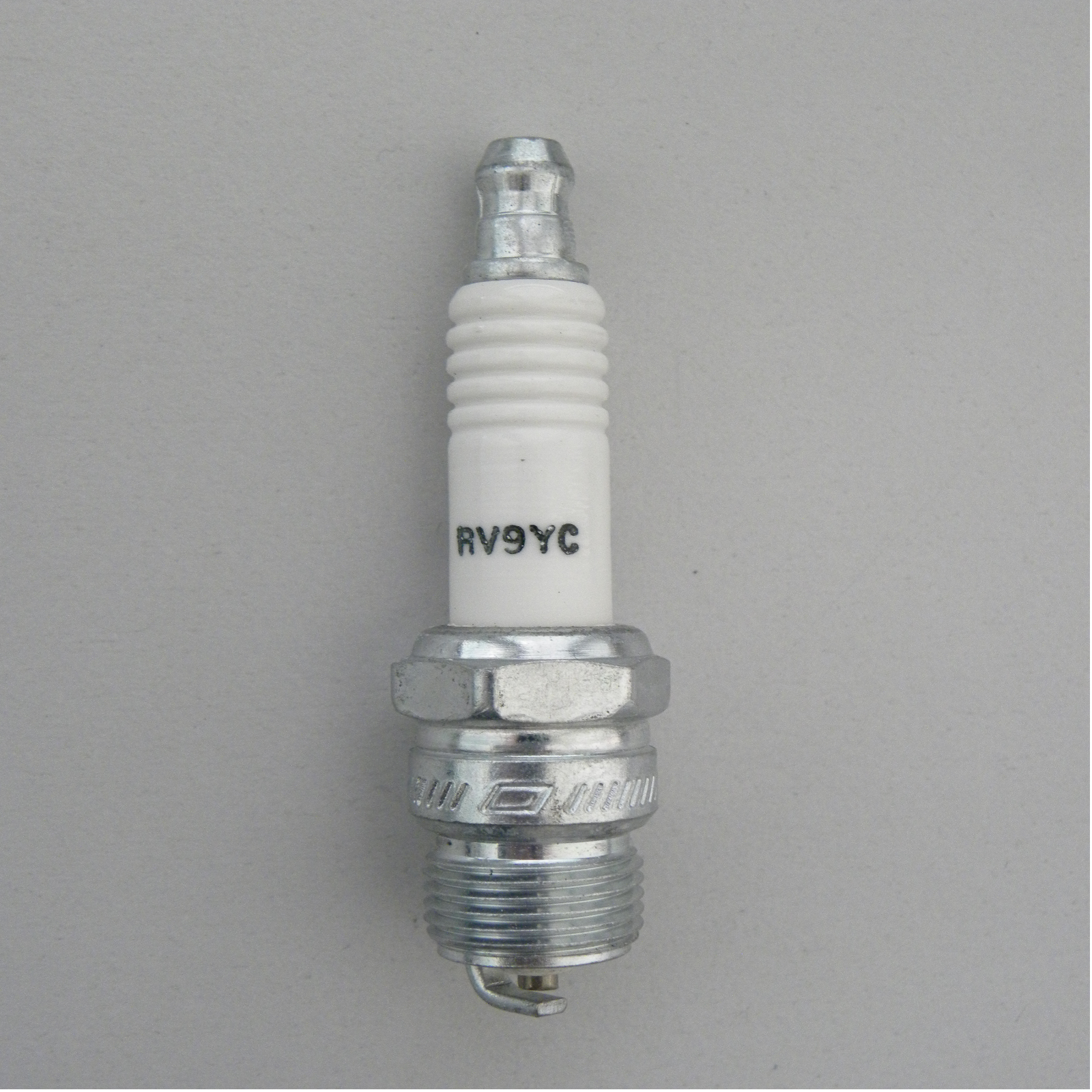 Champion Zündkerze RY4C