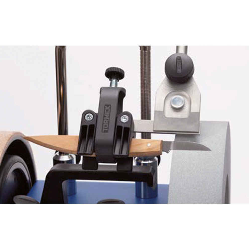 Sharpening device for small knives